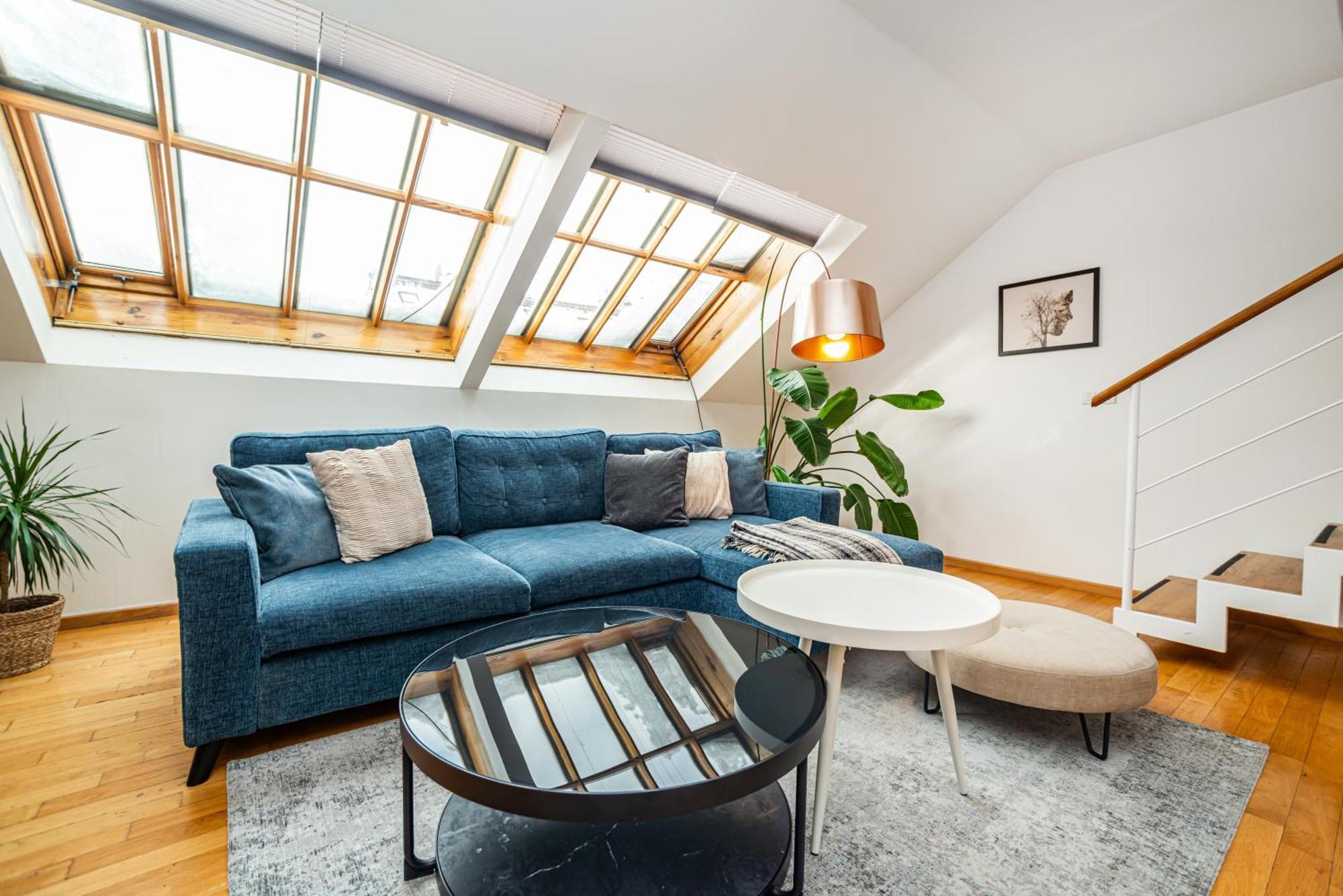 Lavish And Chic Duplex Apartament