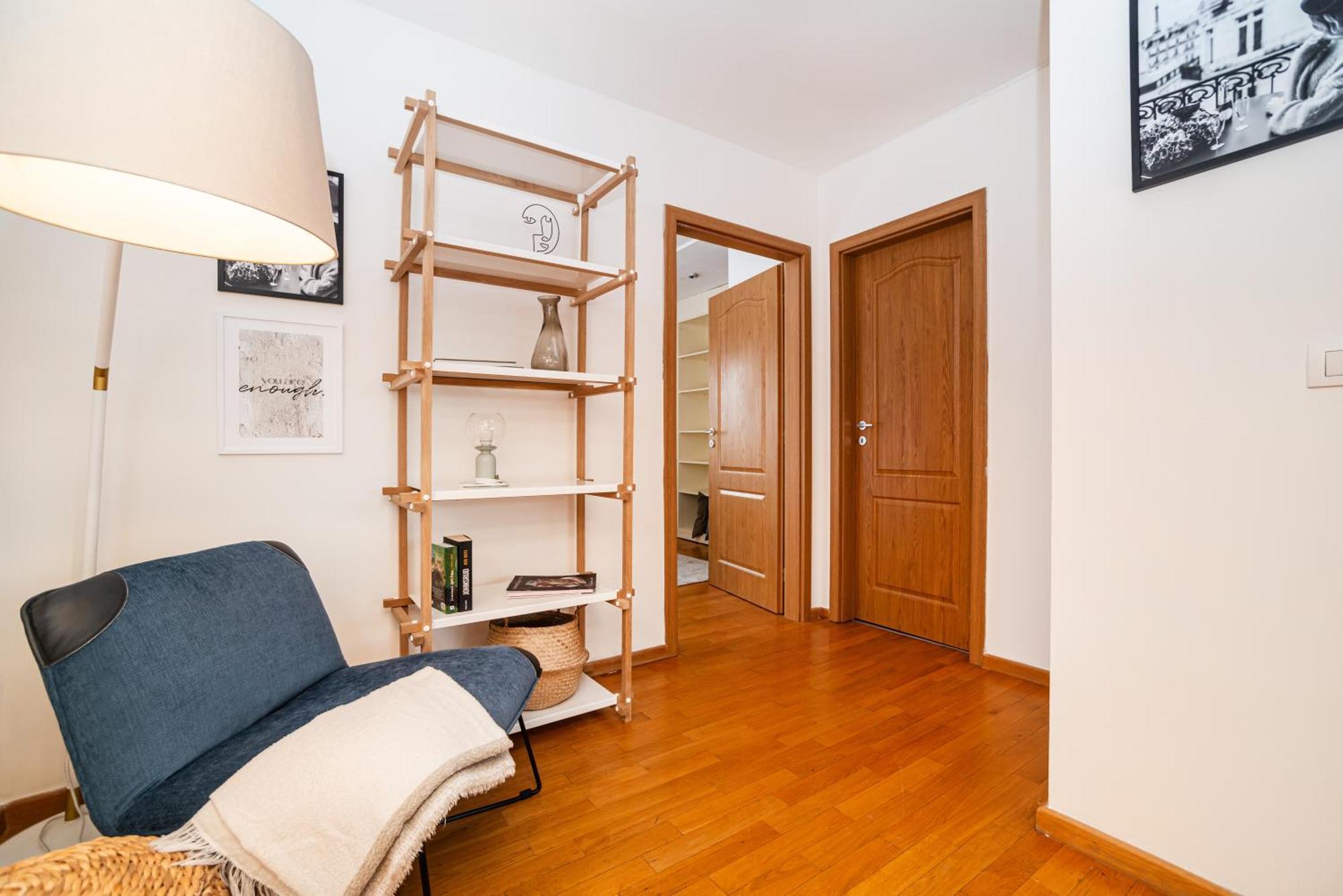 Lavish And Chic Duplex Apartament *