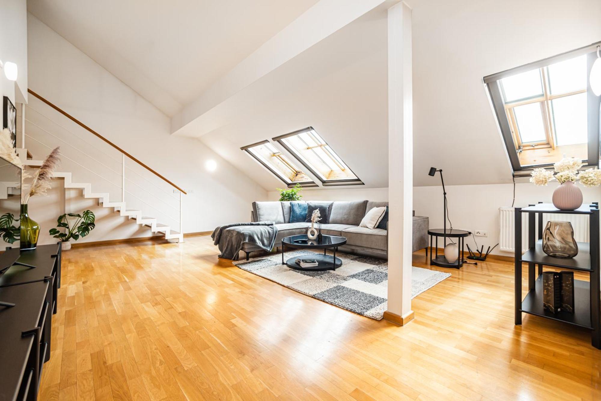 Lavish And Chic Duplex Praga